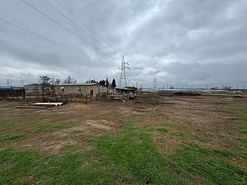 Satılır torpaq sahəsi 450 m²