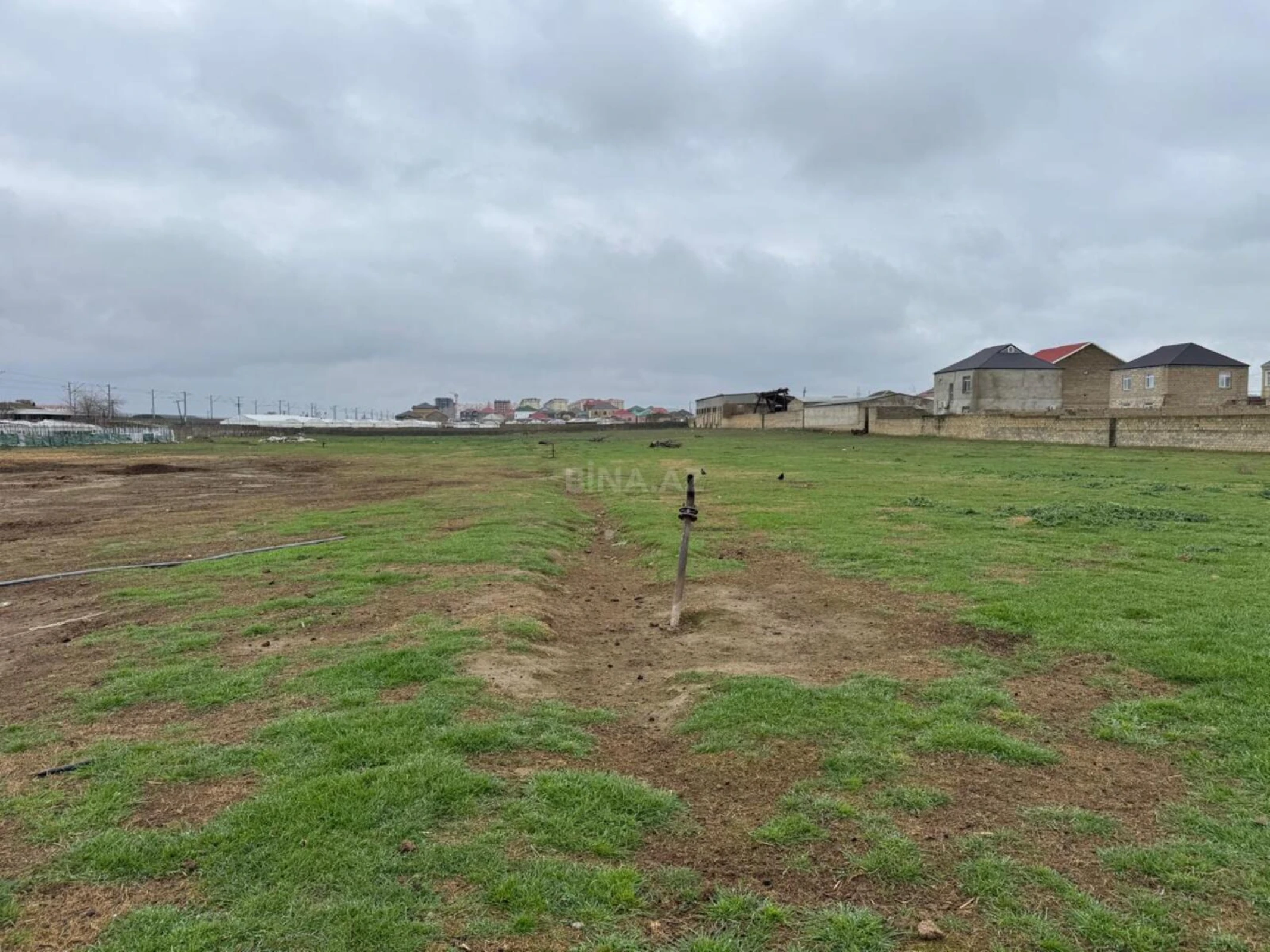 Satılır torpaq sahəsi 450 m²