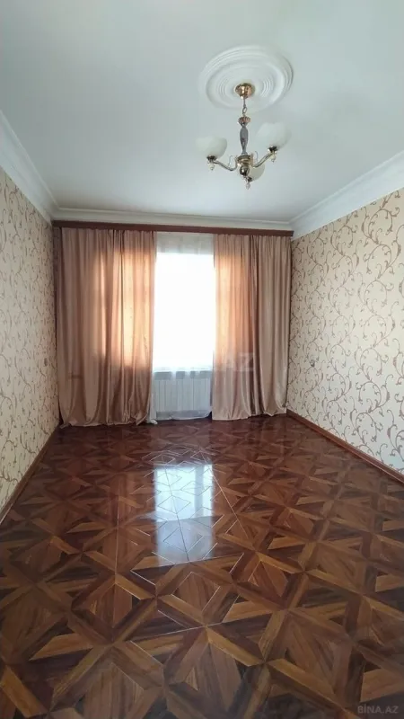 Satılır 2 otaqlı mənzil 63 m²