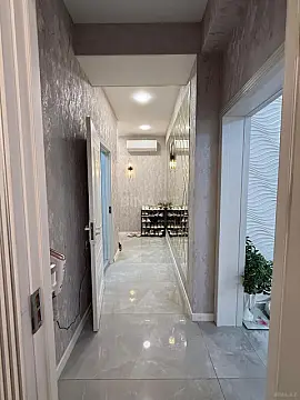 Satılır 2 otaqlı mənzil 62 m²