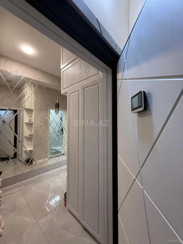 Satılır 2 otaqlı mənzil 62 m²