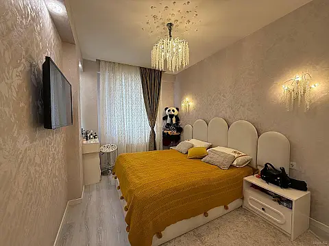 Satılır 2 otaqlı mənzil 62 m²