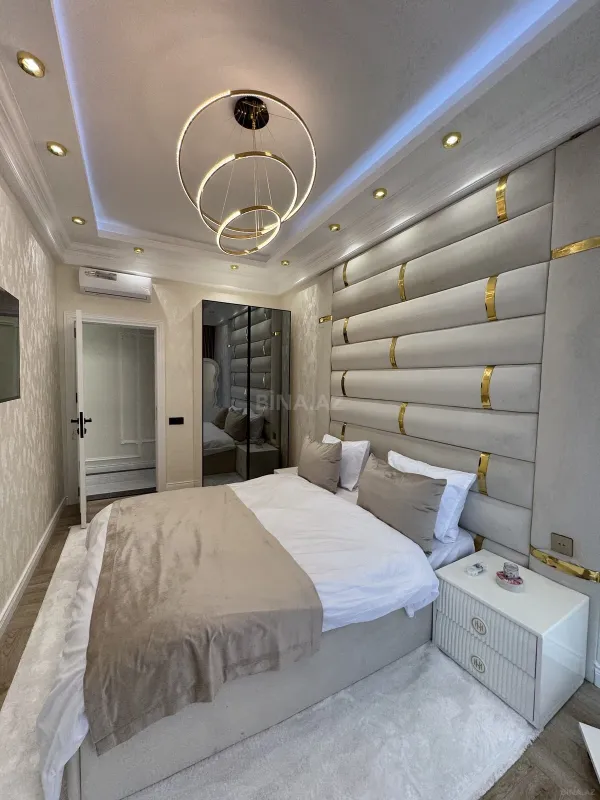 Satılır 3 otaqlı mənzil 100 m²