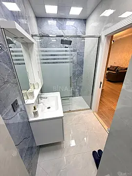 Kirayə verilir 2 otaqlı mənzil 66 m²
