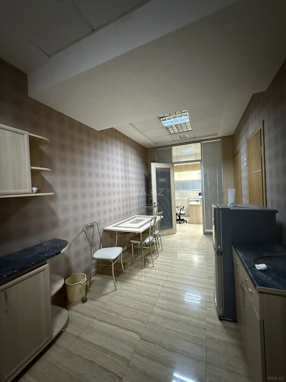 Kirayə verilir 6 otaqlı ofis 161 m²