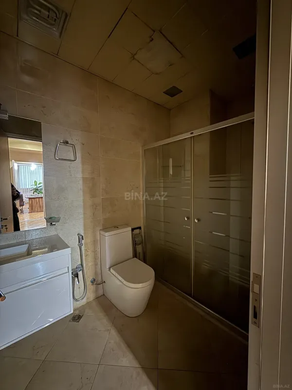 Kirayə verilir 6 otaqlı ofis 161 m²