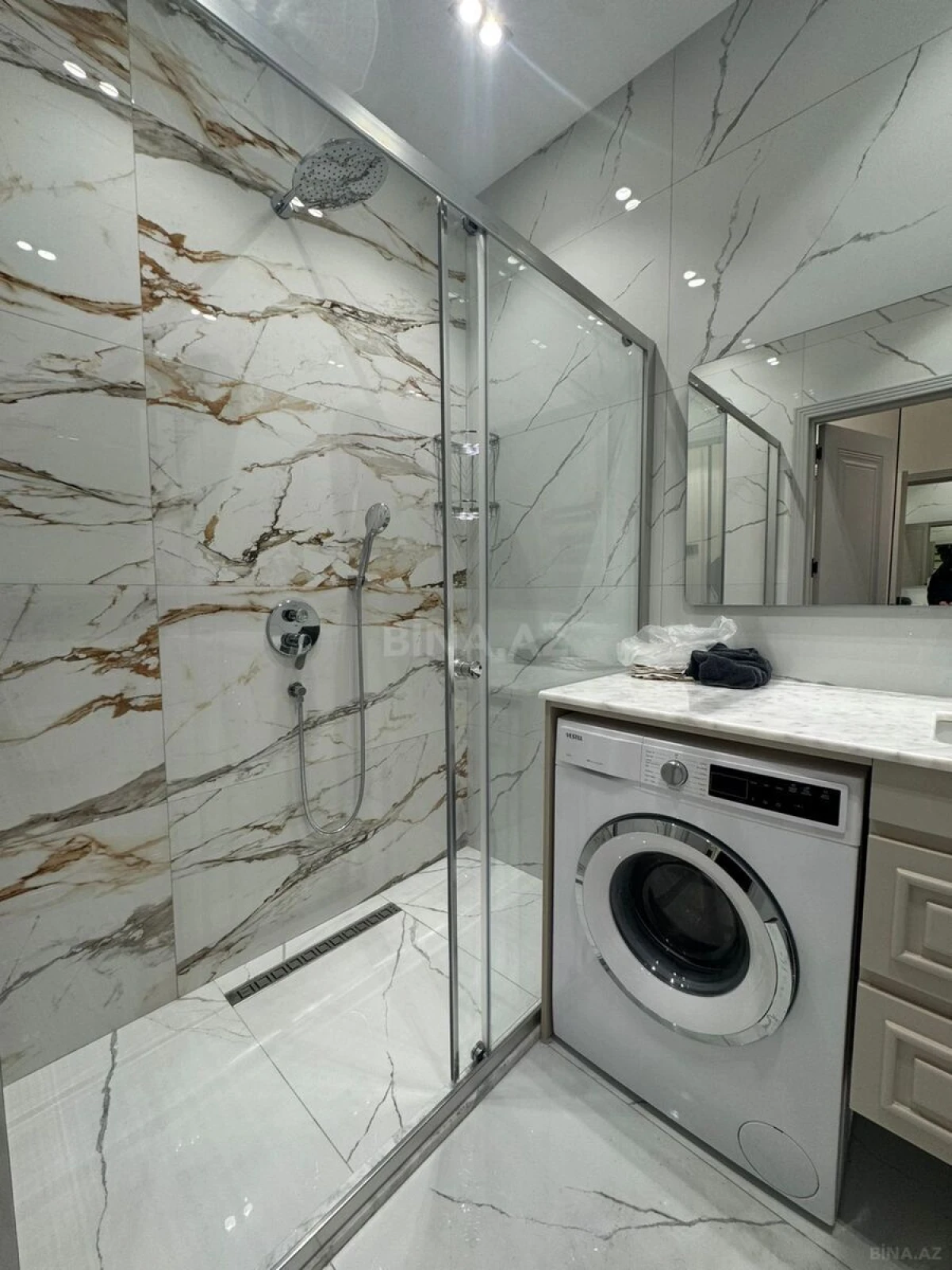 Kirayə verilir 3 otaqlı mənzil 100 m²