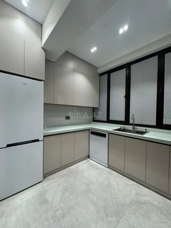 Kirayə verilir 3 otaqlı mənzil 100 m²