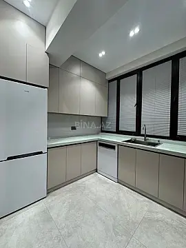 Kirayə verilir 3 otaqlı mənzil 100 m²