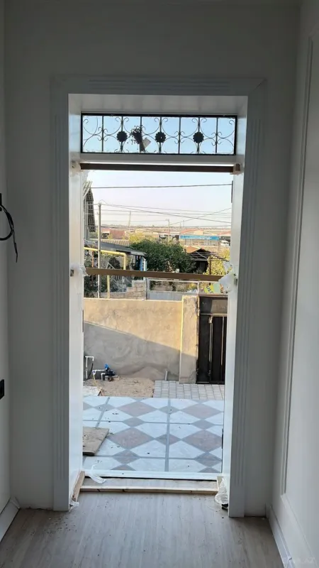 Satılır 4 otaqlı həyət evi 175 m²
