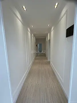 Satılır 4 otaqlı həyət evi 175 m²