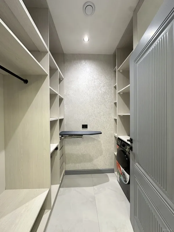 Satılır 2 otaqlı mənzil 70 m²