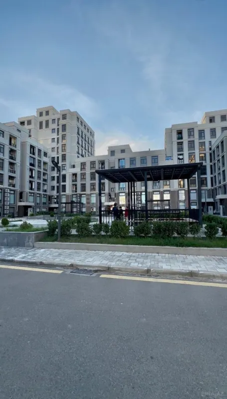 Satılır 2 otaqlı mənzil 70 m²