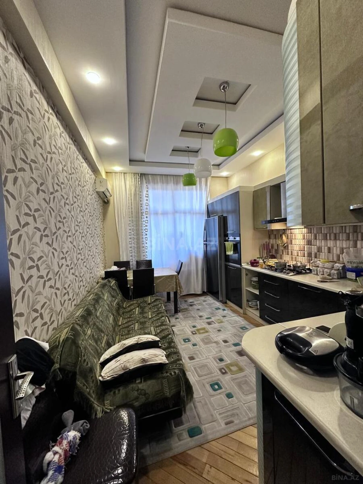 Satılır 2 otaqlı mənzil 94 m²