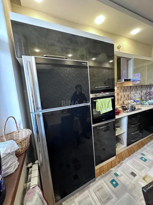 Satılır 2 otaqlı mənzil 94 m²