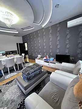 Satılır 2 otaqlı mənzil 94 m²