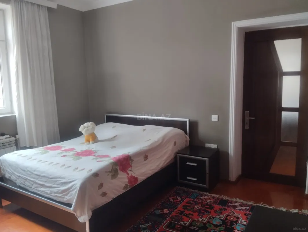 Satılır 7 otaqlı həyət evi 170 m²
