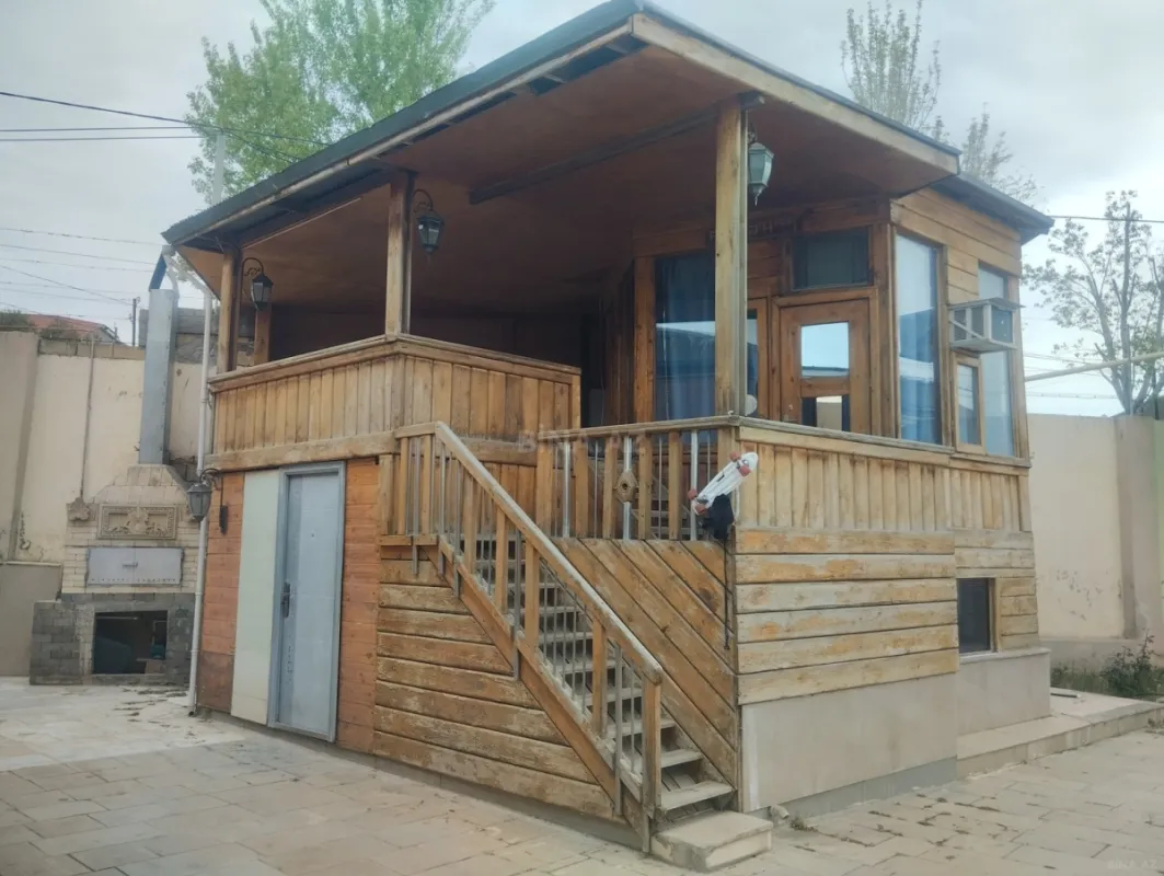 Satılır 7 otaqlı həyət evi 170 m²