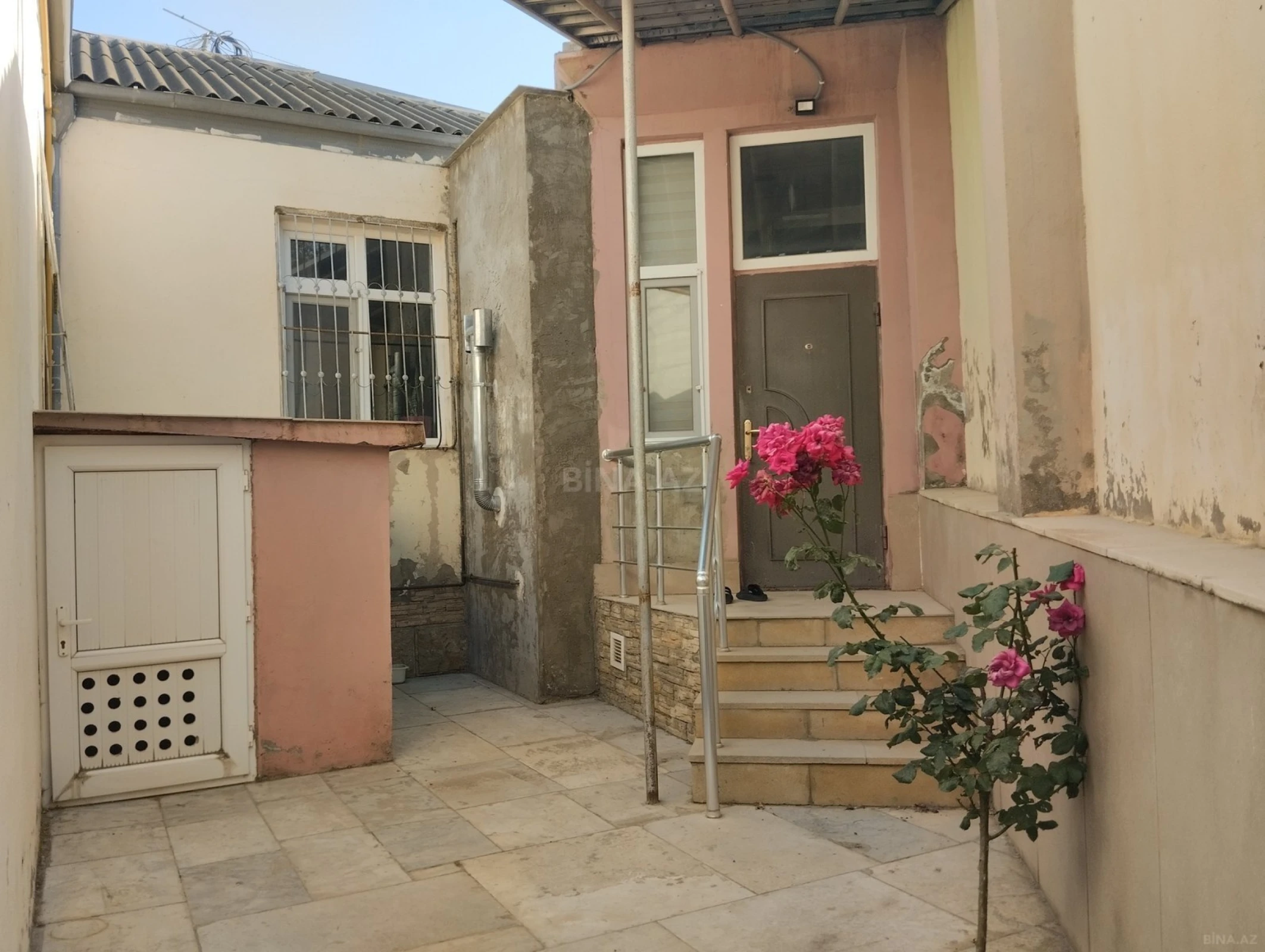 Satılır 7 otaqlı həyət evi 170 m²