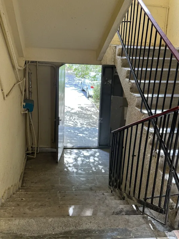 Satılır 3 otaqlı mənzil 60 m²