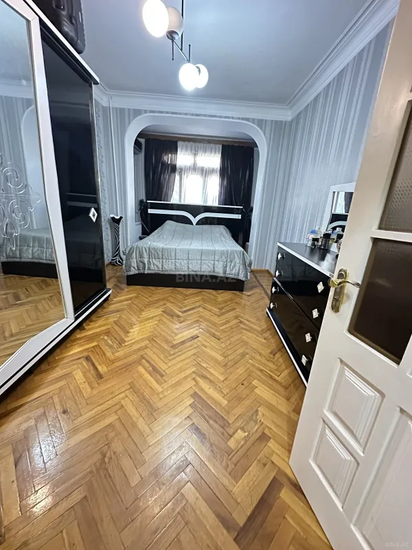 Satılır 3 otaqlı mənzil 60 m²