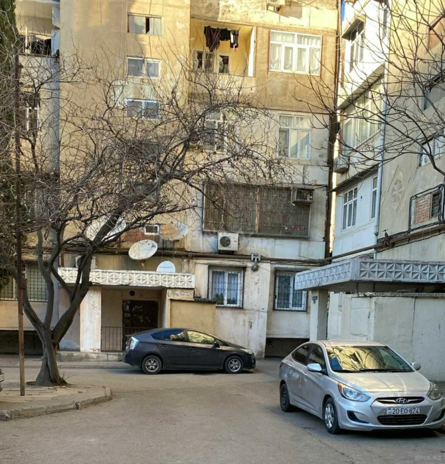 Kirayə verilir 2 otaqlı mənzil 45 m²