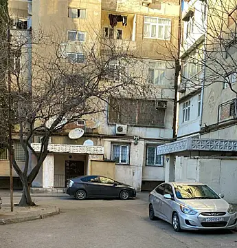 Kirayə verilir 2 otaqlı mənzil 45 m² — Bakı, 8-ci mikrorayon 2 otaq 45.00 m²