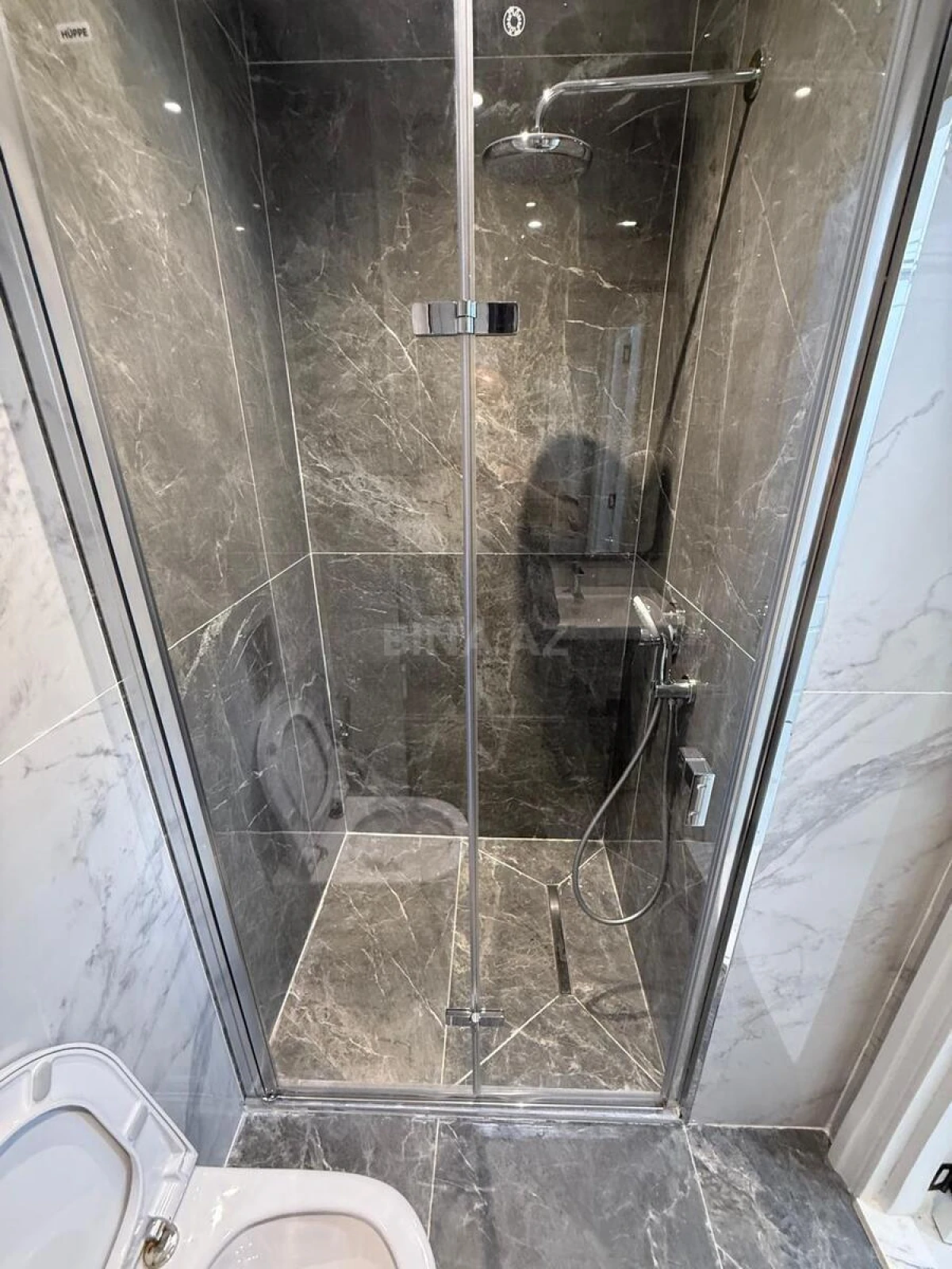 Kirayə verilir 2 otaqlı mənzil 54 m²