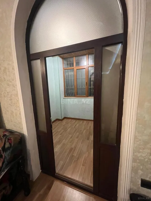 Satılır 7 otaqlı həyət evi 350 m²