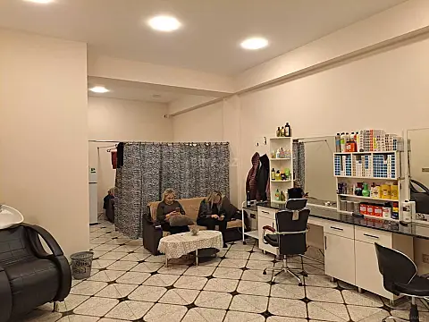 Satılır obyekt 48 m²