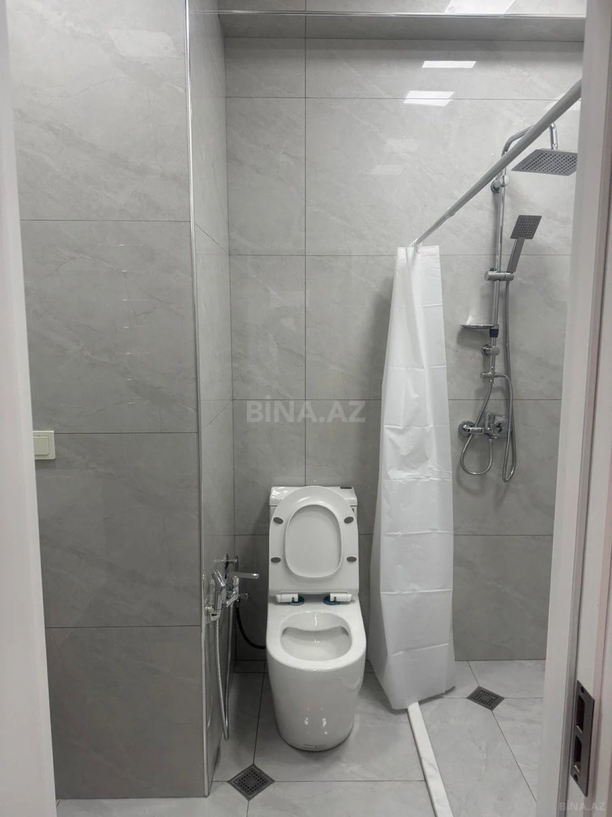 Kirayə verilir 2 otaqlı mənzil 55 m²