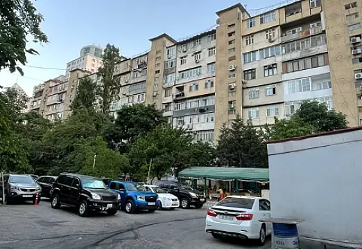 Satılır 4 otaqlı mənzil 100 m² — Bakı, Nərimanov 4 otaq 100.00 m²