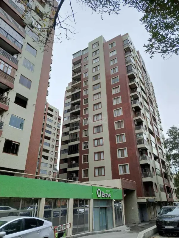 Satılır 3 otaqlı mənzil 115 m²