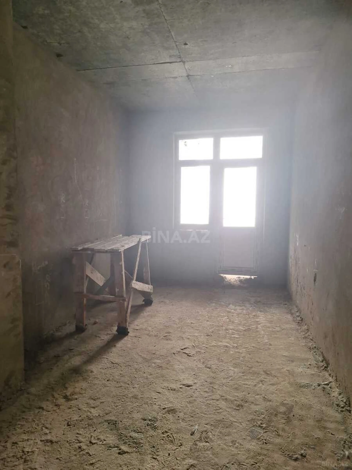 Satılır 3 otaqlı mənzil 115 m²