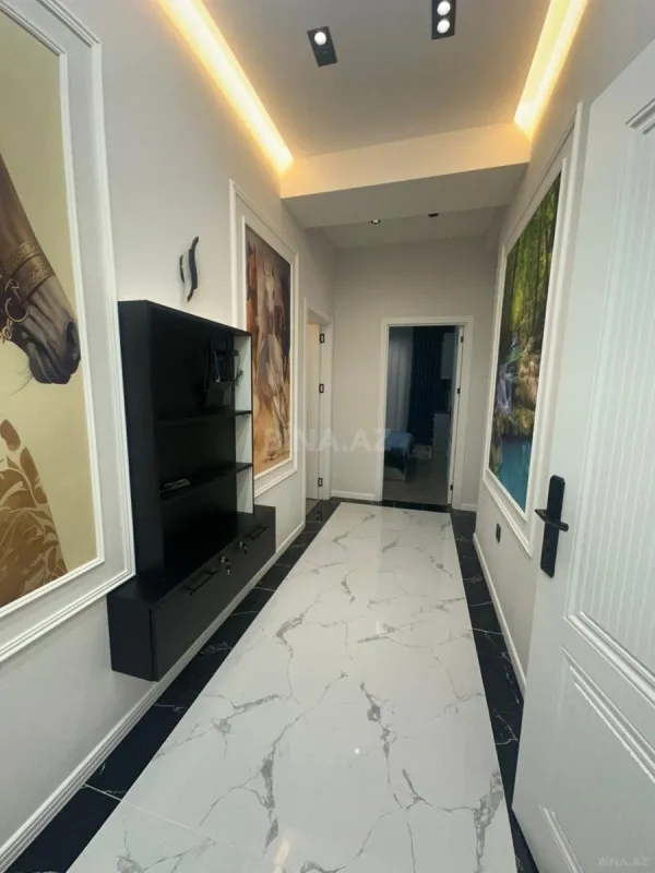 Kirayə verilir 3 otaqlı mənzil 122 m²