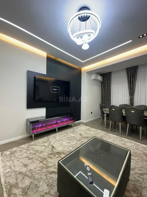 Kirayə verilir 3 otaqlı mənzil 122 m²