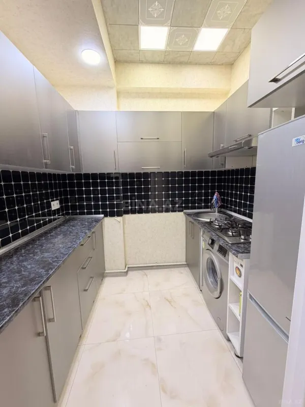 Satılır 2 otaqlı mənzil 65 m²
