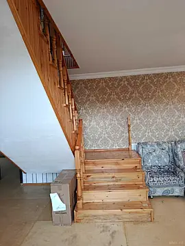 Satılır 5 otaqlı həyət evi 200 m²