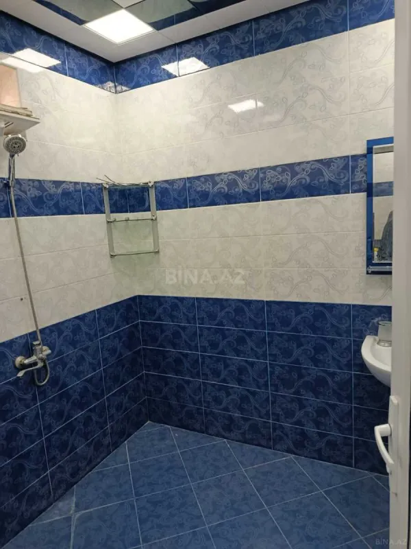 Satılır 5 otaqlı həyət evi 200 m²