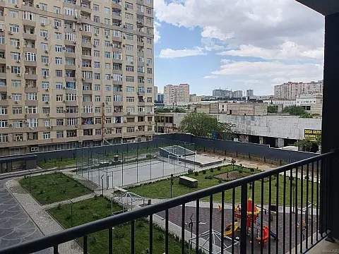 Kirayə verilir 2 otaqlı mənzil 90 m²