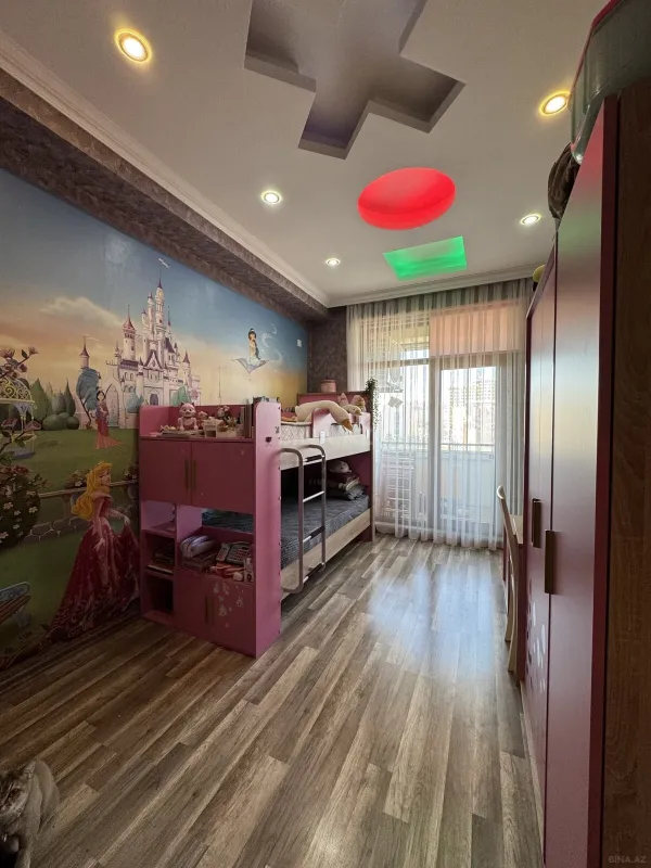 Satılır 3 otaqlı mənzil 80 m²