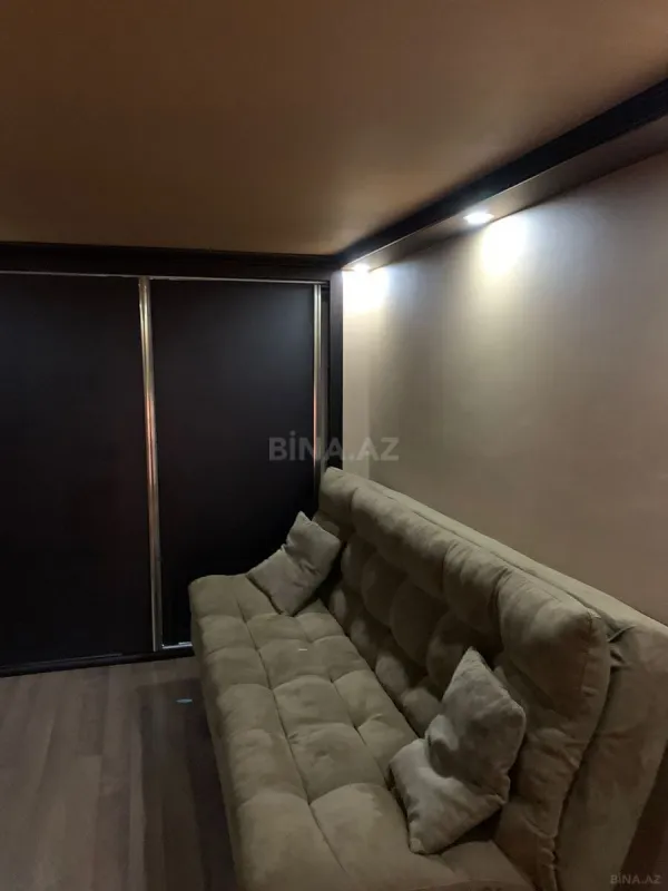 Satılır 4 otaqlı mənzil 115 m²
