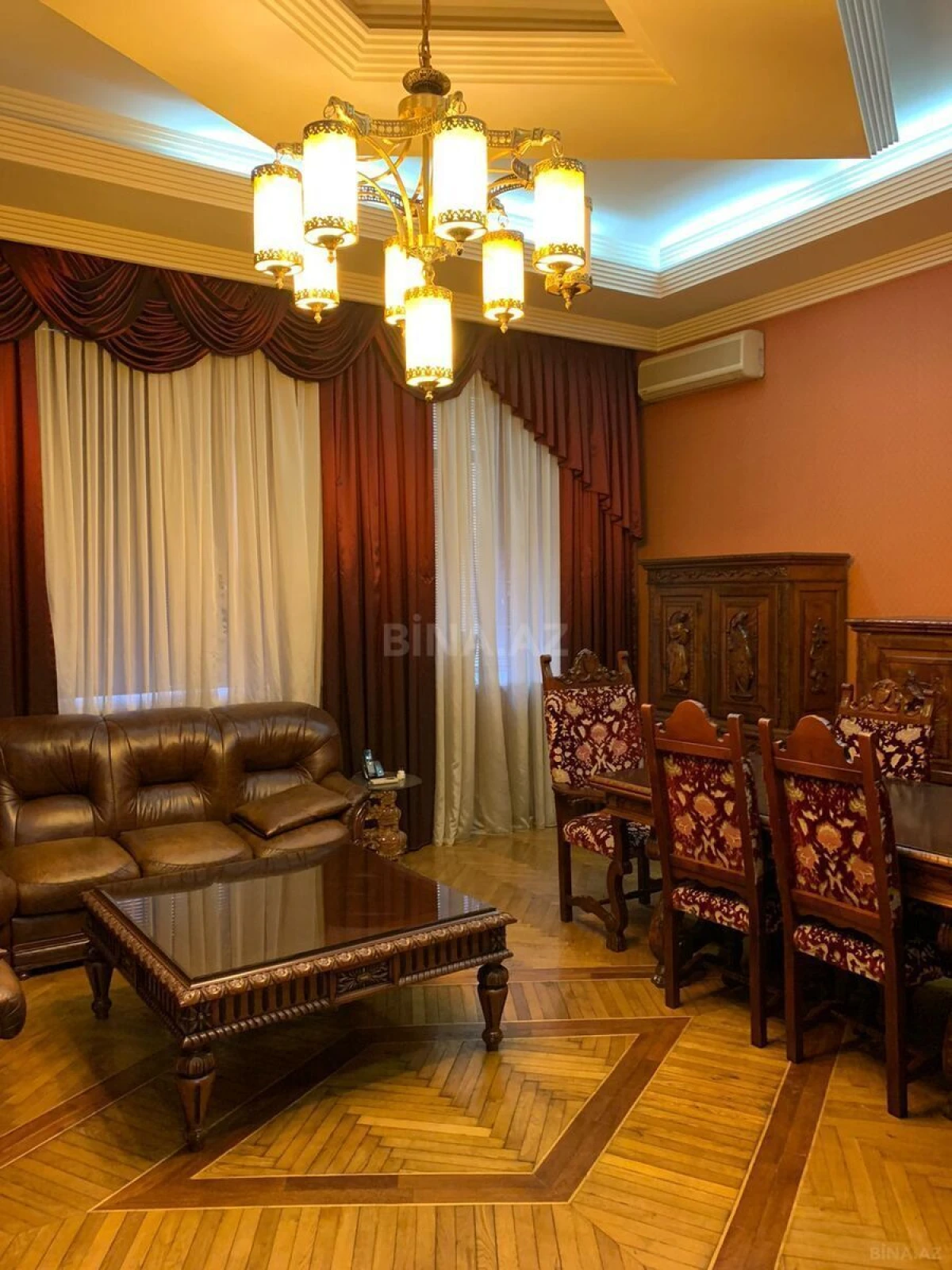 Satılır 4 otaqlı mənzil 115 m²