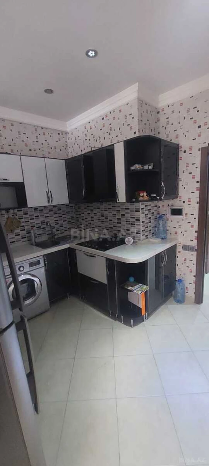 Satılır 3 otaqlı mənzil 95 m²