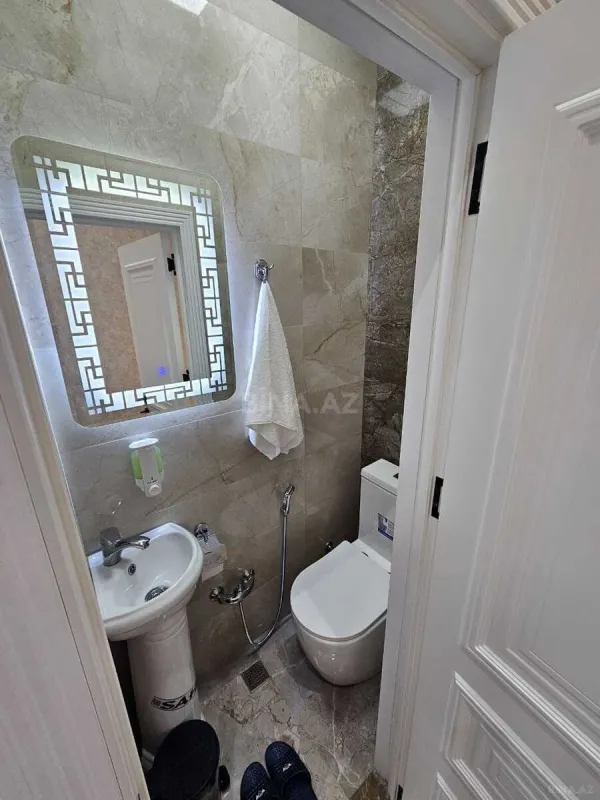 Satılır 3 otaqlı mənzil 95 m²