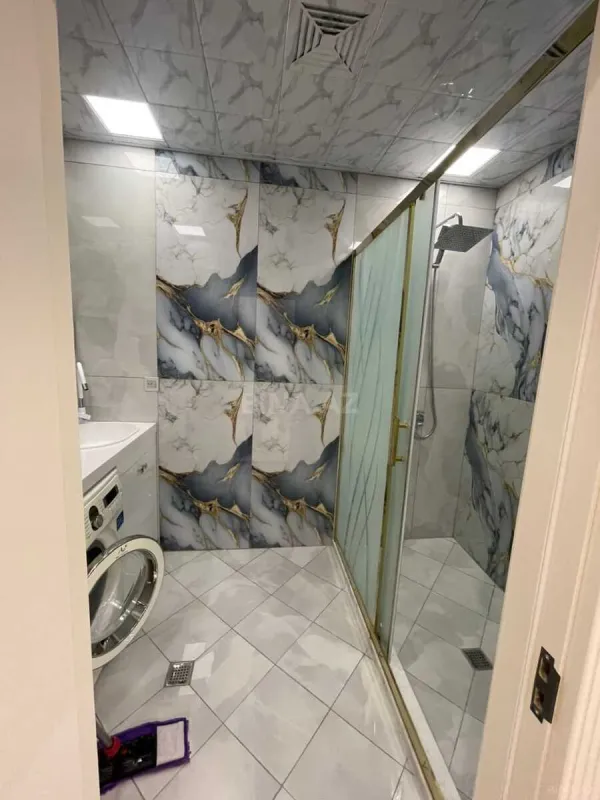 Kirayə verilir 3 otaqlı mənzil 145 m²