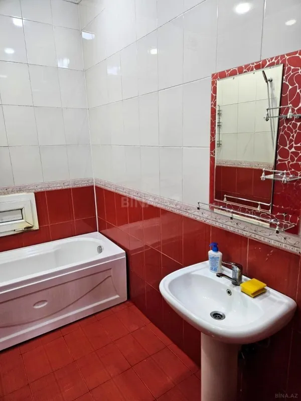 Satılır 3 otaqlı mənzil 140 m²