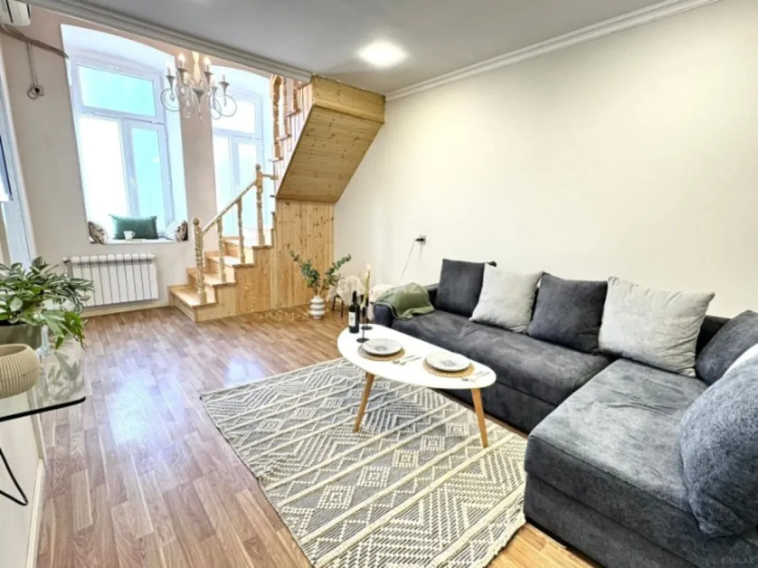 Kirayə verilir 2 otaqlı mənzil 56 m²