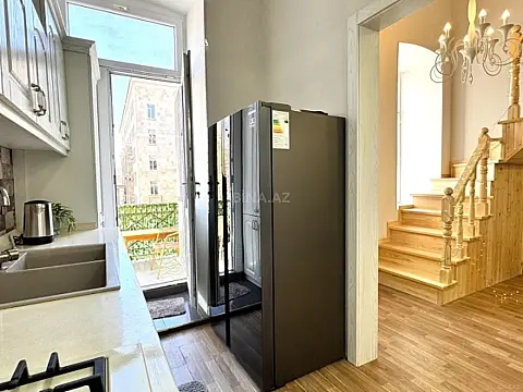 Kirayə verilir 2 otaqlı mənzil 56 m²