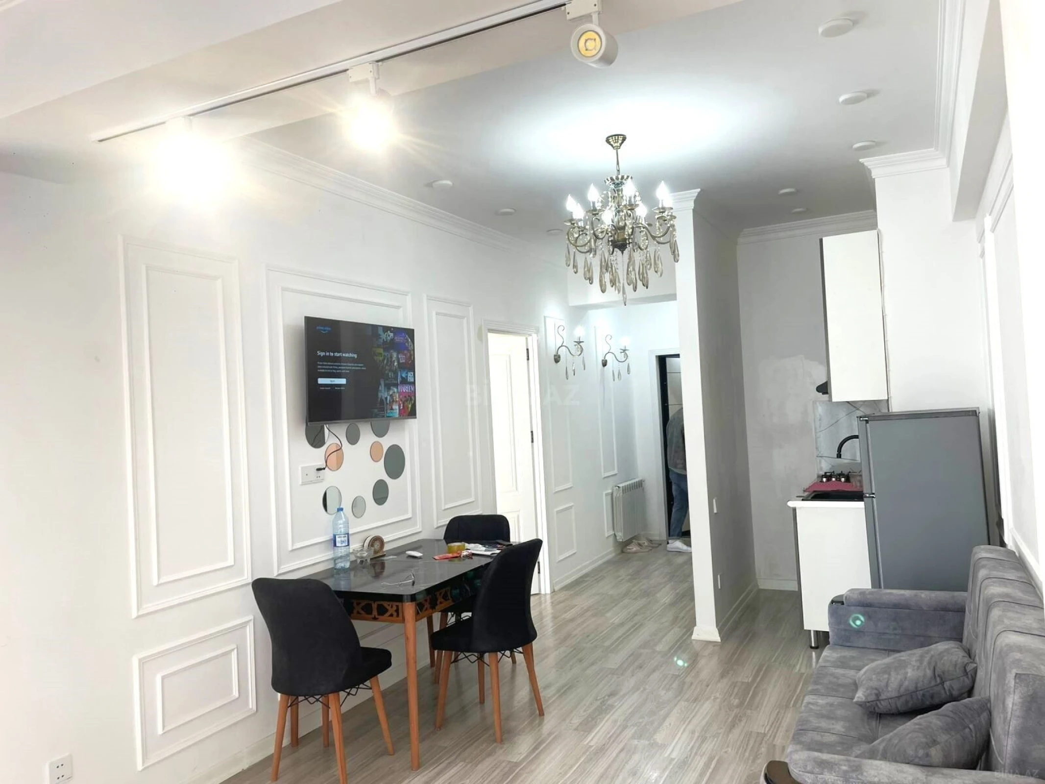 Kirayə verilir 2 otaqlı mənzil 60 m²